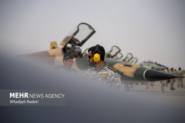 رزمایش اقتدار هوایی فداییان حریم ولایت-اصفهان