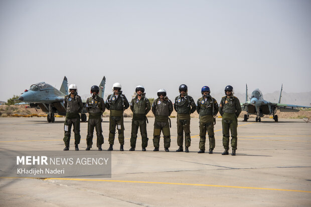 رزمایش اقتدار هوایی فداییان حریم ولایت-اصفهان