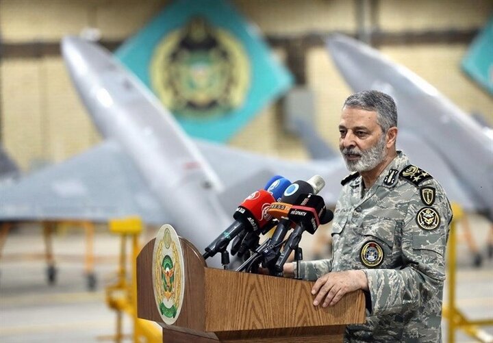 Iranian cmdr. reacts to US decision to send carrier to region