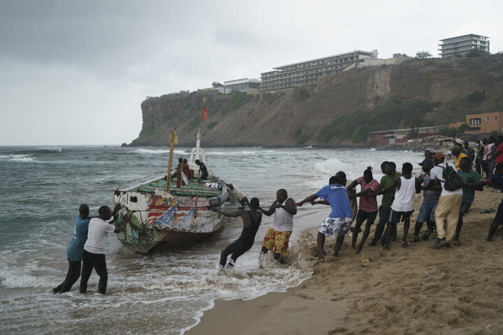 واژگونی قایق مهاجران در نزدیکی پایتخت سنگال با ۱۷ کشته
