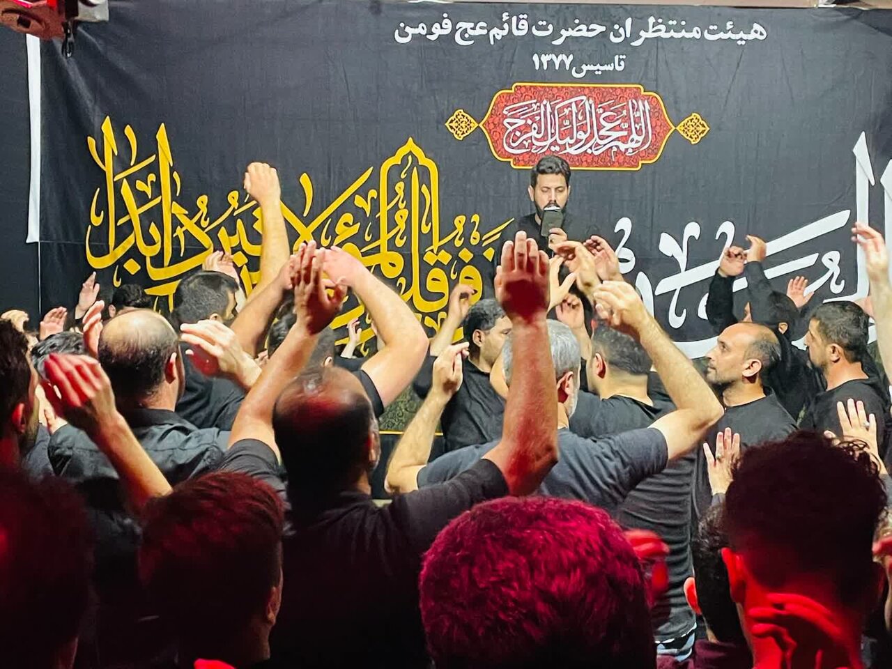 روایت عشق و دلدادگی مردمان دیار آیت الله بهجت به امام حسین(ع)