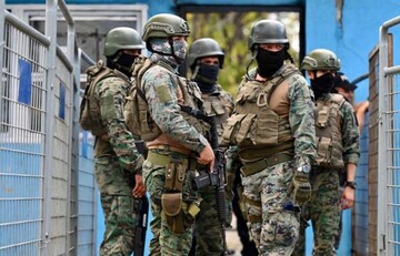 گروگانگیری ۹۰ زندانبان در اکوادور