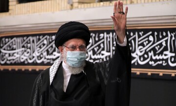 Leader attends 7th night of Muharram mourning rituals