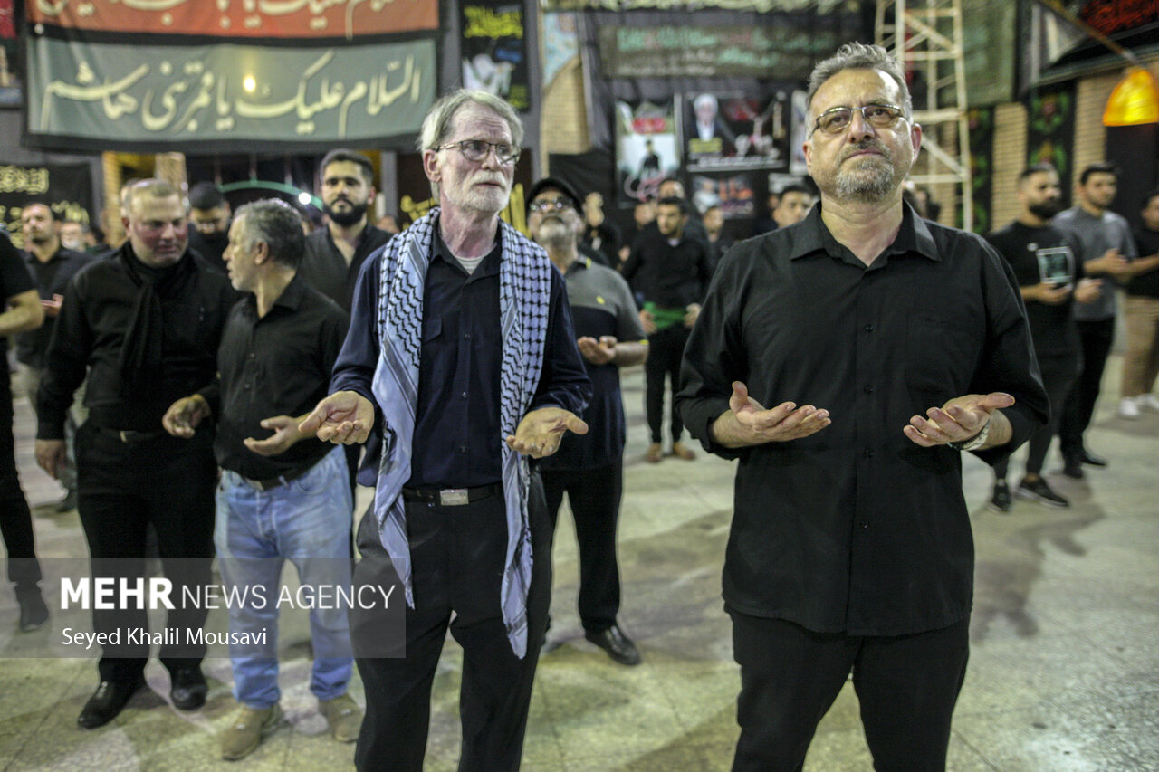 ایران غرق در اشک و ماتم شد/ طنین نوای «یا ابوالفضل» در سراسر کشور