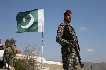 Pakistan'da çıkan çatışmada bir asker öldü