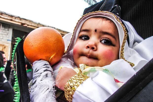 گروکشی استکانها در خانه زرگرباشی اصفهان برای حاجت روا شدن