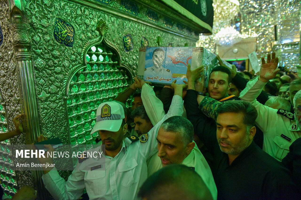 تشییع پیکر شهید حادثه تروریستی زاهدان در شیراز