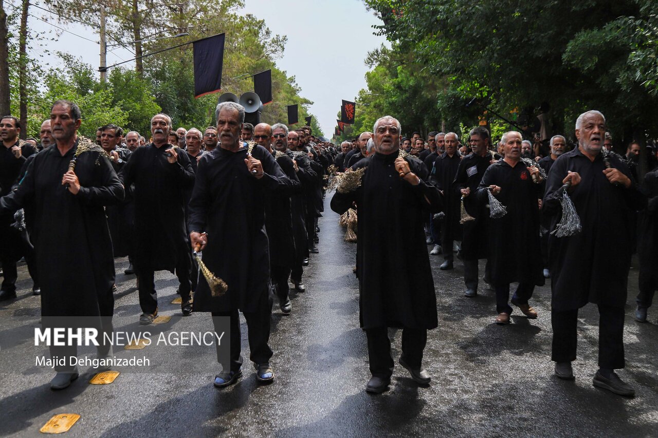 ایران، ملک بھر میں لبیک یا حسین کی صدائیں گونجنے لگیں