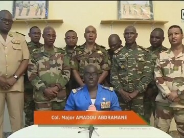 Soldiers in Niger claim president is ousted in coup