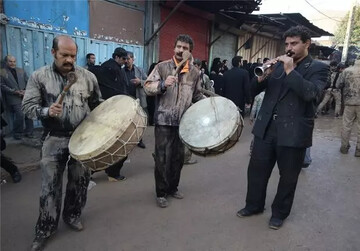 «چمرونه» ازعمق اندوه دل‌ها می‌گوید/ آئین عاشورایی از جنس شعر و آوا