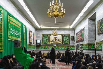 بفرمائید روضه‌ خانگی/ اینجا مهمان امام حسین (ع) هستید