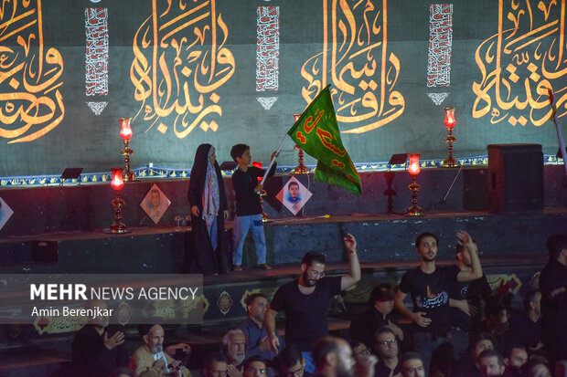 عزاداری شب تاسوعای حسینی در هیئت رهپویان وصال شیراز