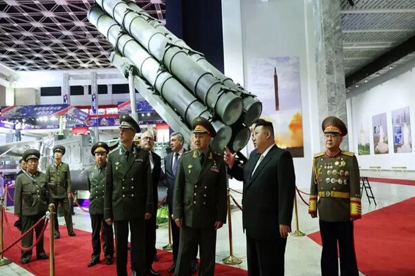 Kuzey Kore lideri, Rusya Savunma Bakanı ile görüştü