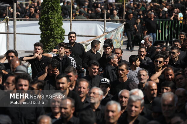 تجمع بزرگ تاسوعای حسینی در اردبیل
