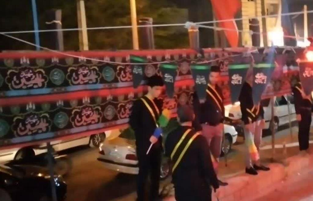 دریادلان گناوهای به سوگ سقای دشت کربلا نشستند