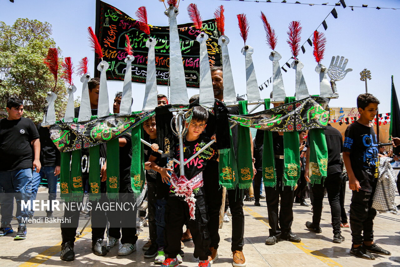 ایران غرق در اشک و ماتم شد/ طنین نوای «یا ابوالفضل» در سراسر کشور