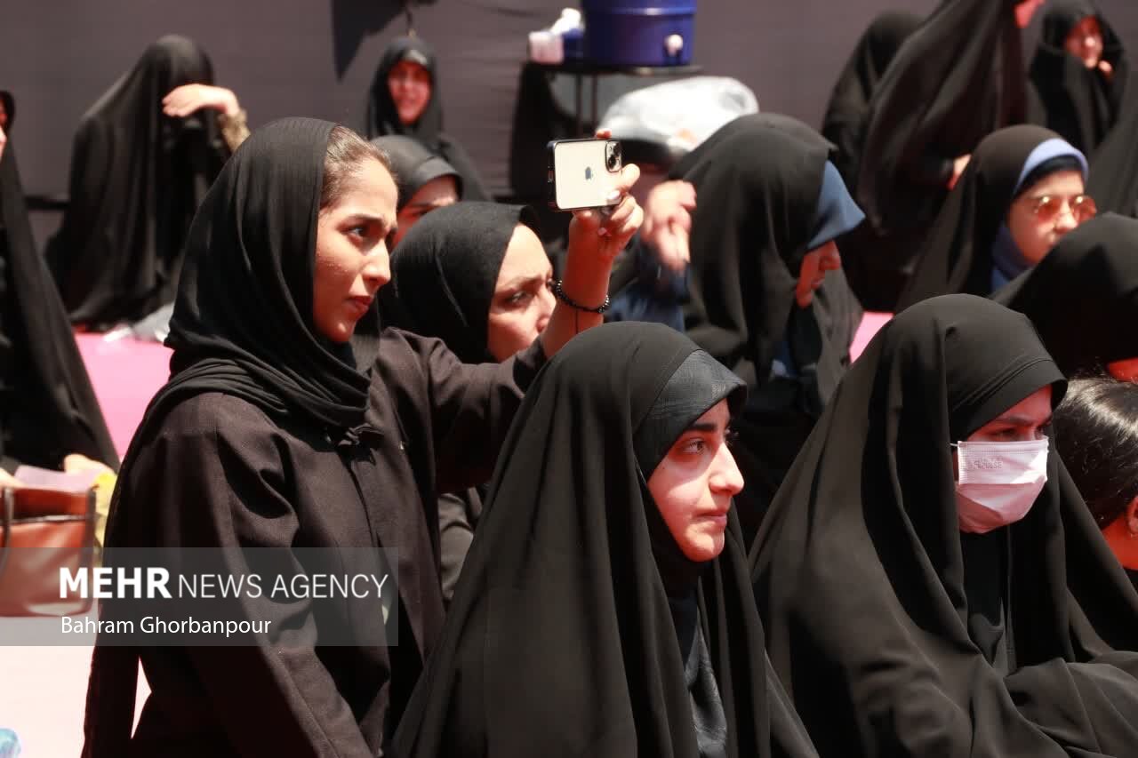 ایران غرق در اشک و ماتم شد/ طنین نوای «یا ابوالفضل» در سراسر کشور