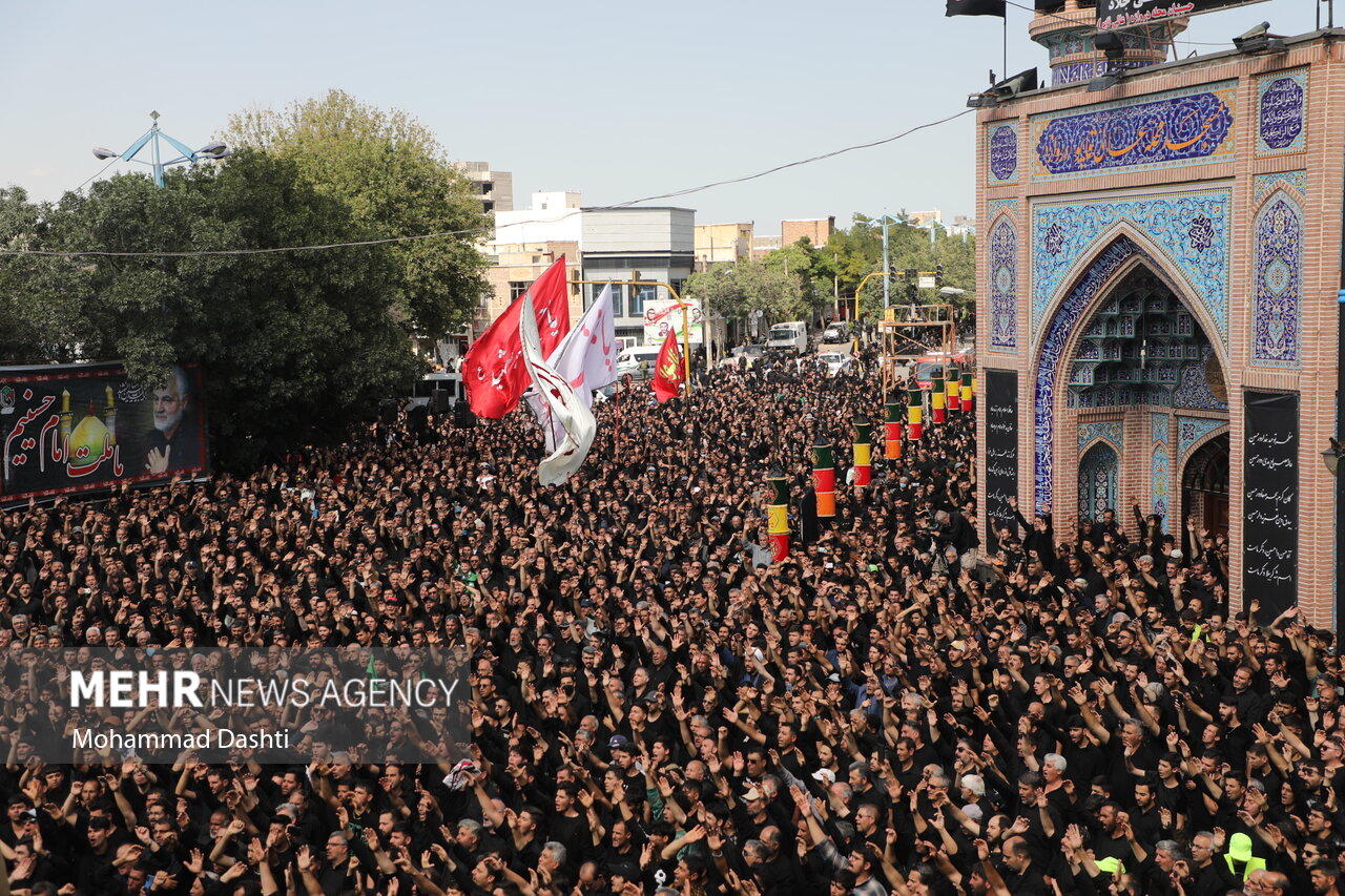 اردبیل میں تاسوعائے حسینی کا عظیم الشان اجتماع