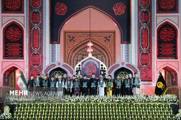 شب عاشور کو امام رضا علیہ السلام کے روضے میں خطبہ خوانی کا رسم
