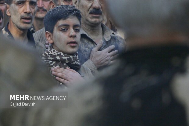 ایران در روز عاشورا سراسر شور و شعور حسینی/فریاد «لبیک یا حسین(ع)