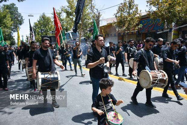 ایران در روز عاشورا سراسر شور و شعور حسینی/فریاد «لبیک یا حسین(ع)