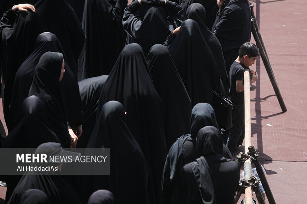 Ashura mourners in Tehran