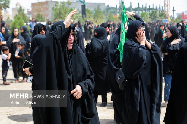 آیین خیمه سوزان هیئت خیام‌الحسین در قم‎