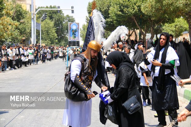 مراسم عزاداری روز عاشورای حسینی در کرمانشاه