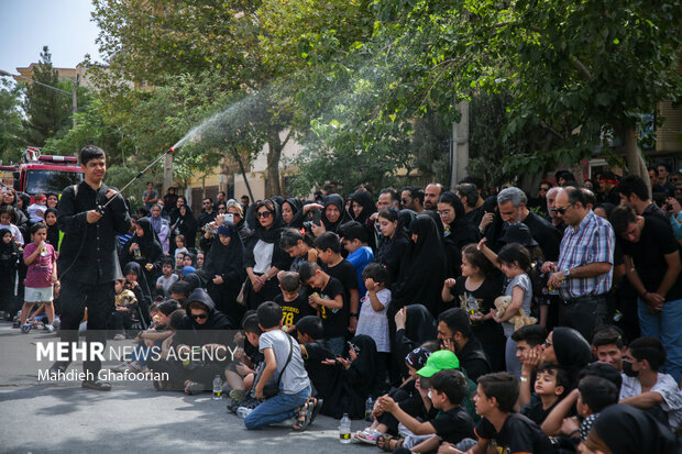 خیمه سوزان ظهر عاشورا در مشهد