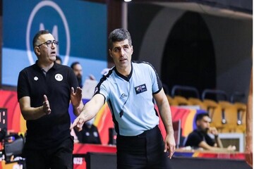 قضاوت داور بسکتبال ایران در بازی های آسیایی