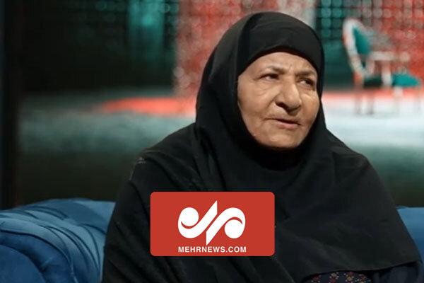 مادر شهیدی که ۳۰ تیم فوتبال دارد! مادر شهیدی که ۳۰ تیم فوتبال دارد!