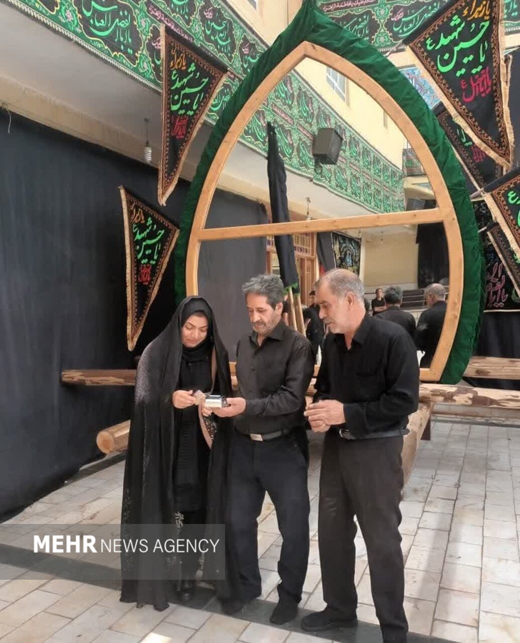 تبلور شور و شعور حسینی در آیین نخلبرداری