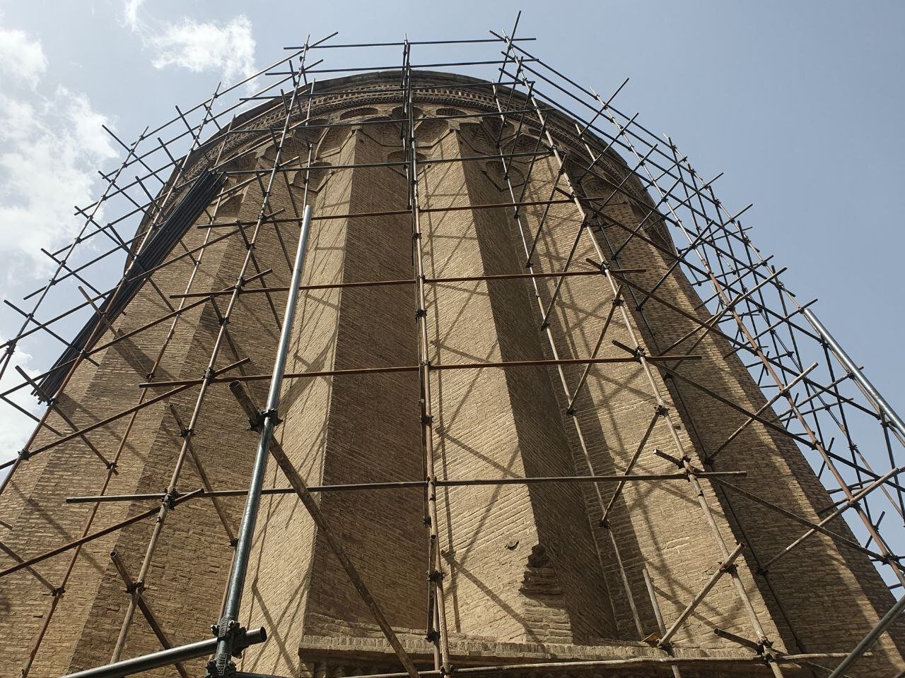 مرمت برج طغرل تا پایان سال به اتمام می‌رسد
