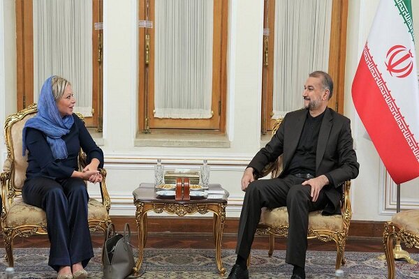 ایران اور عراق کے تعلقات عوامی اور تمام شعبوں پر محیط ہیں، ایرانی وزیر خارجہ