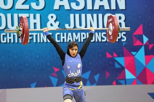 دختر وزنه‌بردار ایران در جایگاه دوم قرار گرفت