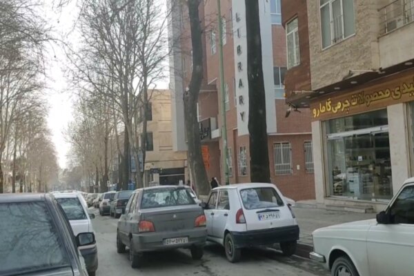 ترافیک خیابان های سنندج ناشی از ضعف راهور یا کم کاری شهرداری