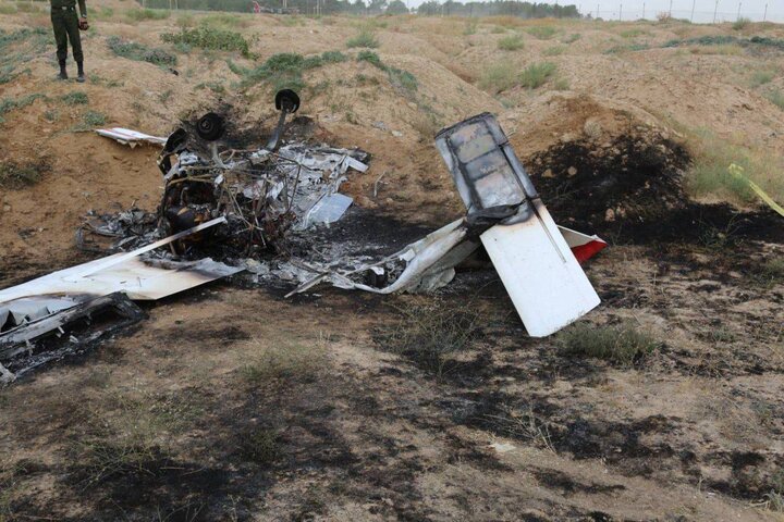 سقوط هواپیمای آموزشی در فرودگاه پیام/۲نفر کشته شدند