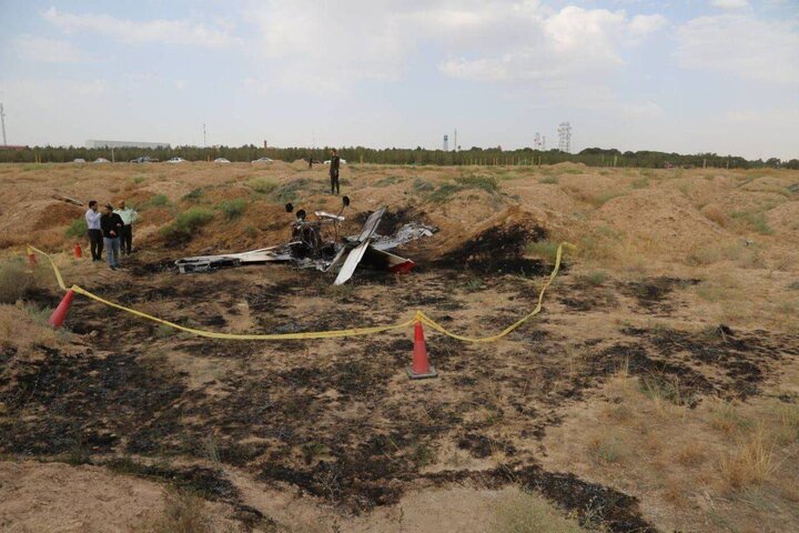 سقوط هواپیمای آموزشی در فرودگاه پیام/۲نفر کشته شدند