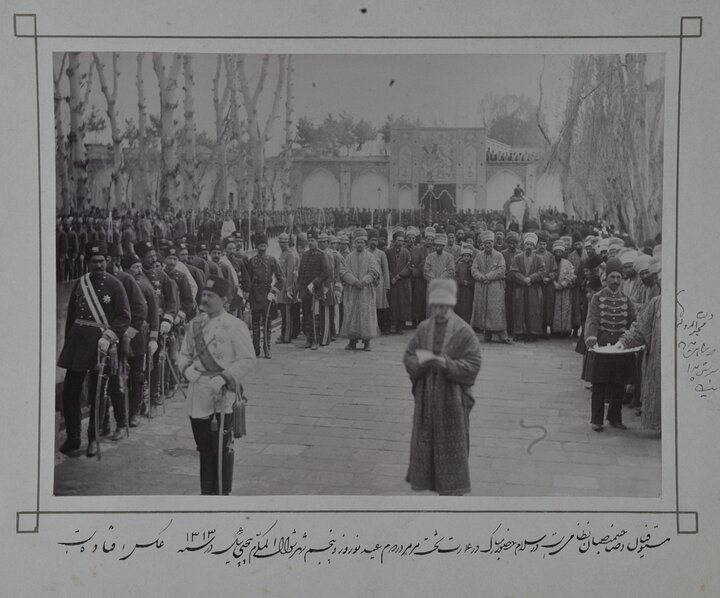 سردر کاخ گلستان در سالن بدنسازی!