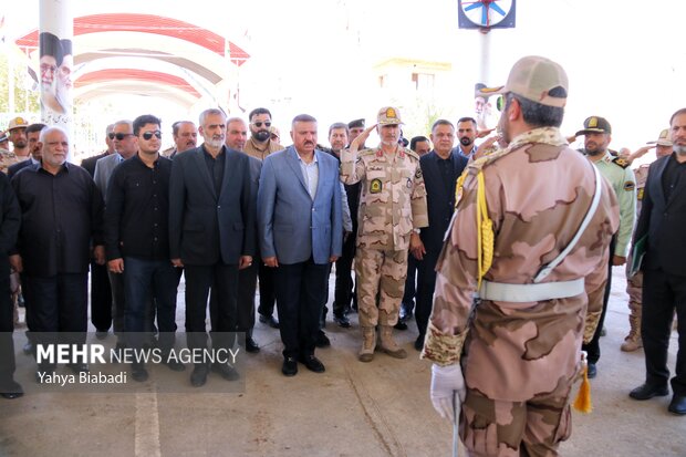 وزیر کشور عراق در حال ورود به مرز خسروی با استقبال رئیس ستاد مرکزی اربعین