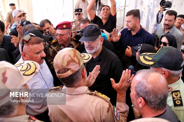 Iran, Iraq interior ministers visit Khosravi border