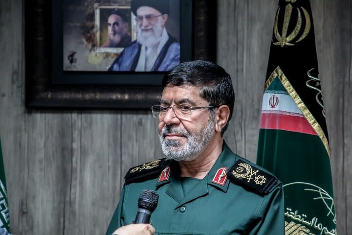 العميد شريف: حرس الثورة متقدم بعدة خطوات على من يخطط لزعزعة أمن إيران