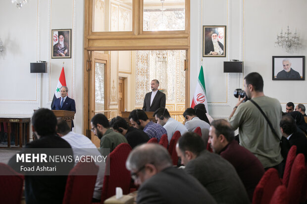 فیصل مقداد وزیر خارجه سوریه صبح امروز دوشنبه ۹ مرداد ۱۴۰۲  با حسین امیر عبدالهییان وزیر امور خارجه ایران دیدار گفتگو کرد