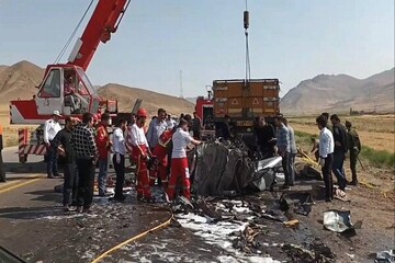 ۱۸ مصدوم و یک کشته در حوادث آزاد راه ساوه- تهران