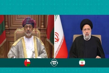 إيران وعمان تؤكدان عزمهما على رفع مستوى العلاقات الثنائية