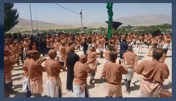 مراسم گِلگیری عزاداران حسینی روستای امام قیس شهرستان بروجن