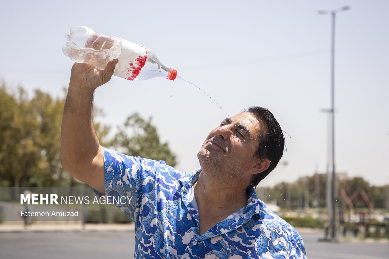 روزهای گرم و افزایش شنا در آبهای استان بوشهر/ ۳ نفر غرق شدند