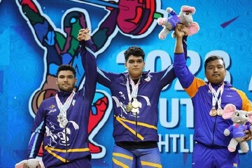 رباعو إيران يفوزون بالميداليات الذهبية في نيودلهي