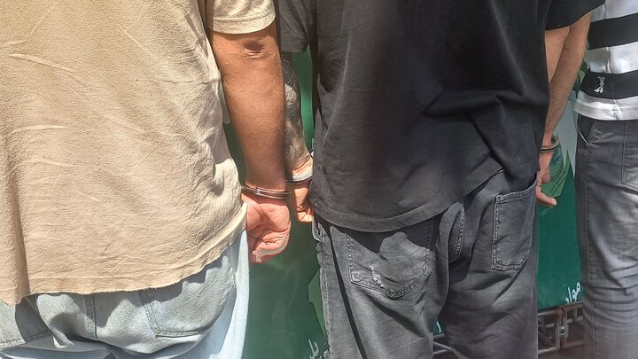 سارقان مسلح منازل مسکونی گلستان دستگیر شدند