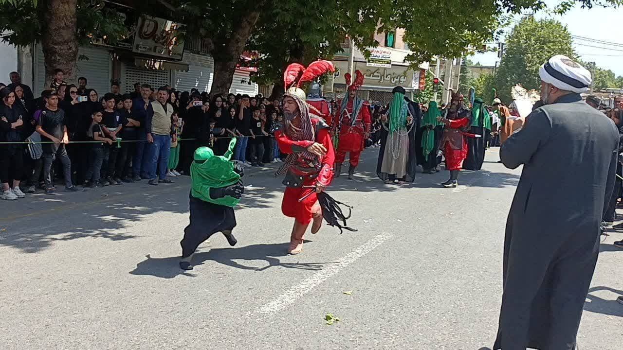 اجرای کاروان نمادین اسرای کربلا در شهرستان علی آبادکتول 